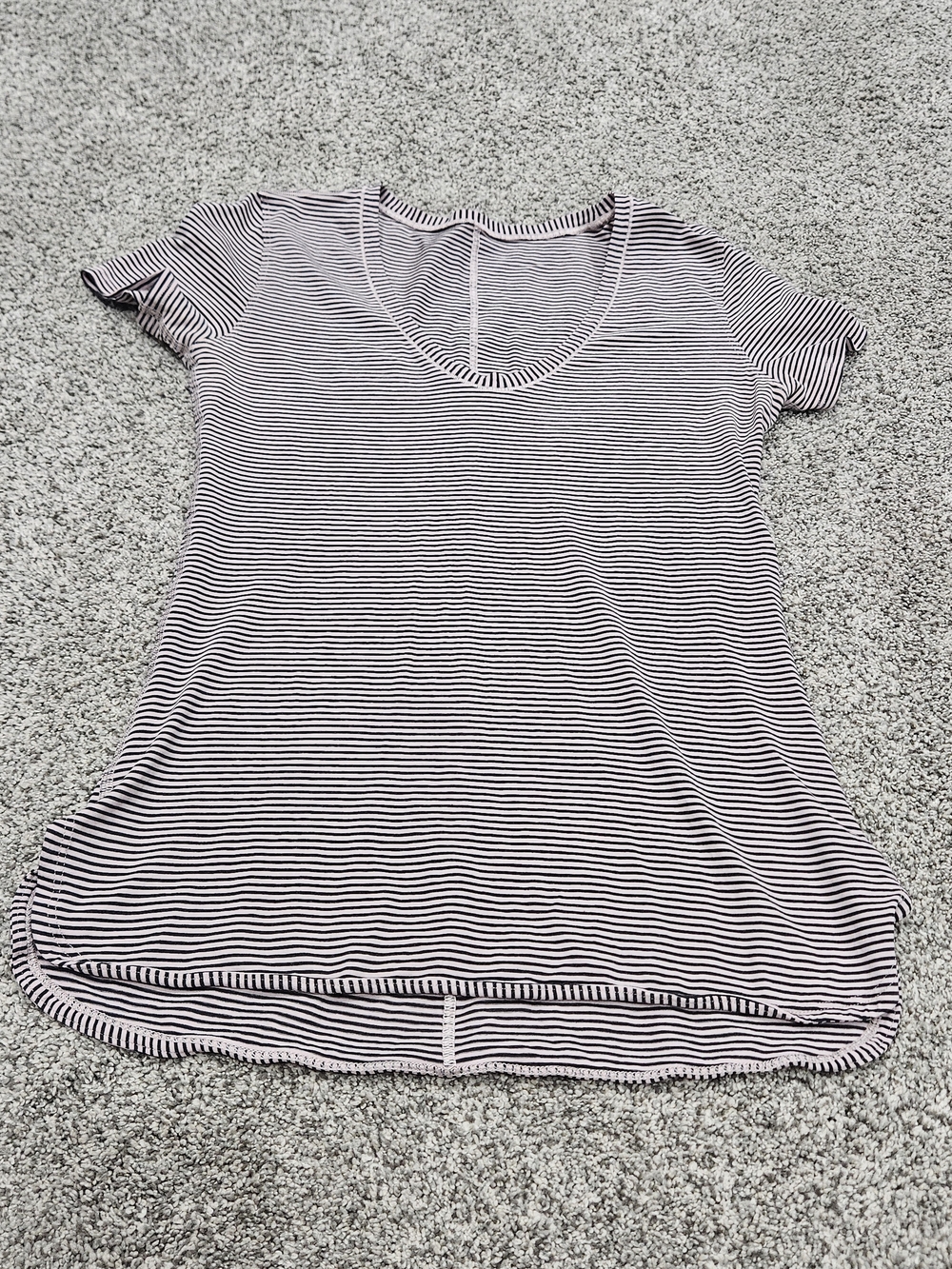 lululemon athletica Striped V-Neck Short Sleeve Top in Black & White